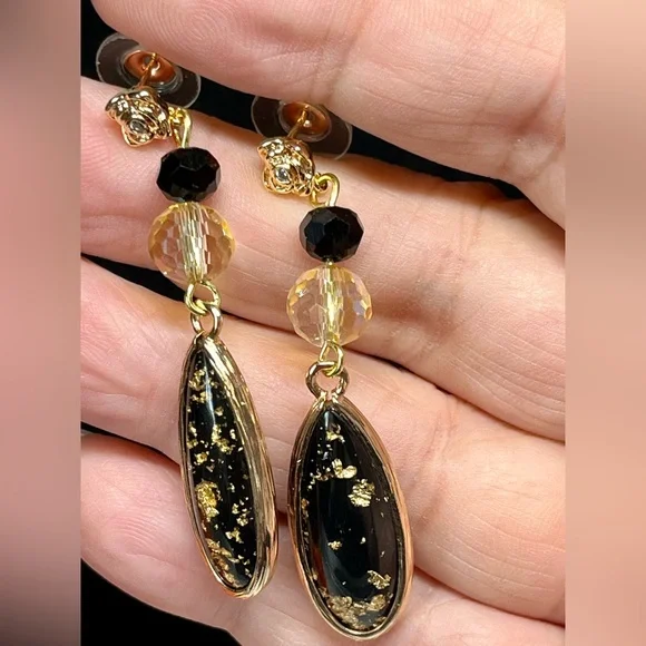 Elegant Gold and Black Dangle Earrings - Picture 3 of 6